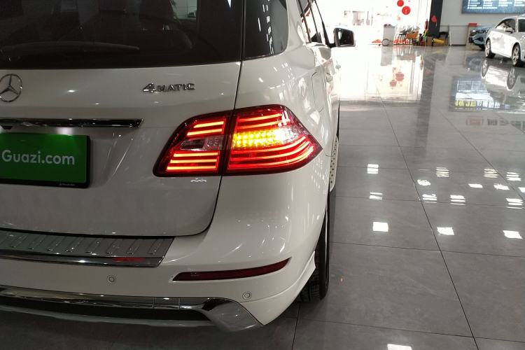 Used Mercedes-Benz M-Class 2014 ML 320 4MATIC