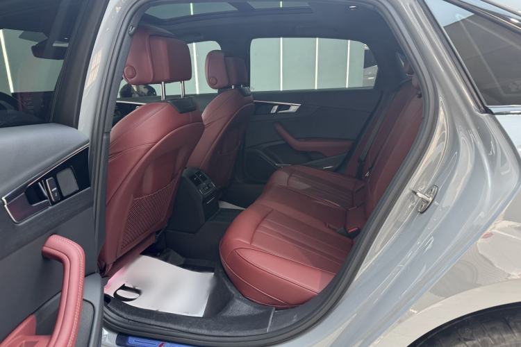 Used Audi A4L 2024 40 TFSI Luxury Dynamic Edition