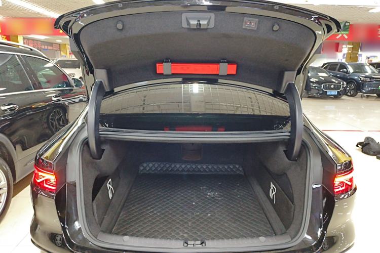 Used BYD Han 2022 DM-i 121KM Luxury Model Trunk