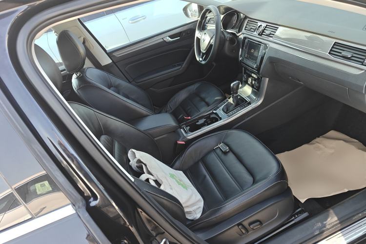 Used Volkswagen Passat 2017 330TSI DSG Luxury Edition