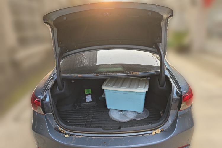 Used Mazda Atenza 2018 2.5L Blue Sky Prestige Edition China VI compliant
