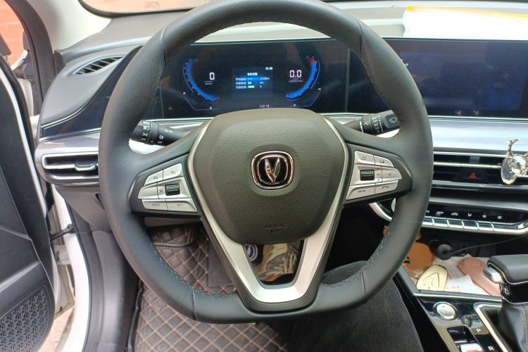 Used CHANGAN Eado 2020 PLUS Blue Whale NE 1.4T GDI DCT Prestige Model Steering Wheel