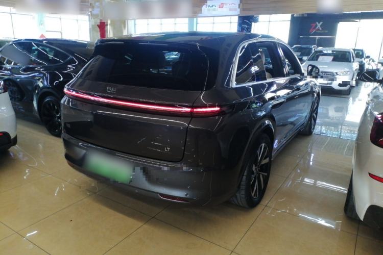 Used Li Auto L7 2023 Pro Model
