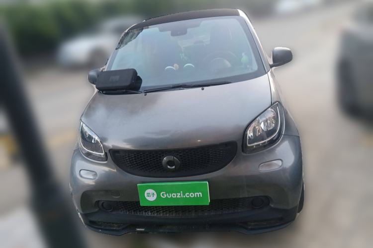 Used smart fortwo 2015 1.0L 52 kW hardtop Dynamic version Front