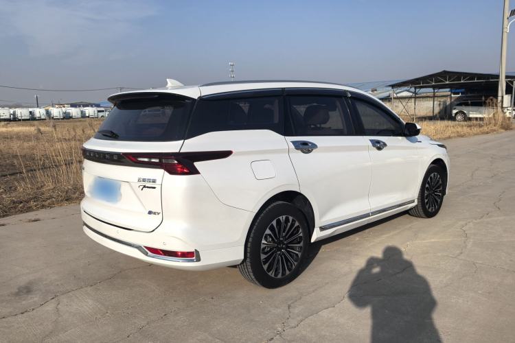 Used Wuling Victory 2023 2.0L DHT Deluxe Edition