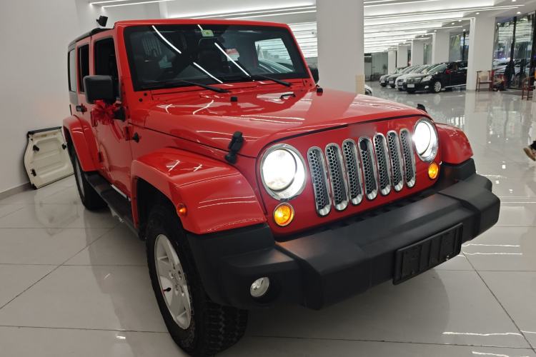 Used Jeep Wrangler 2014 2.8TD Sahara Four-Door Edition