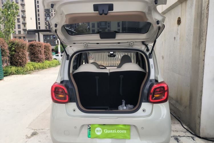 Used Wuling Hongguang MINIEV 2025 Four-Door Version Advanced Edition Trunk