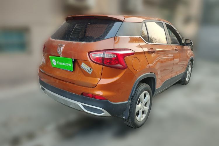 Used Baojun 510 2017 1.5L manual Comfort trim