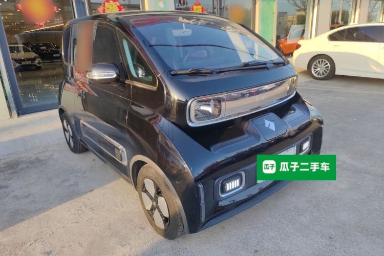 Used Baojun KiWi EV 2023 Smart Trend Edition Ternary Lithium Front Right 45 Deg