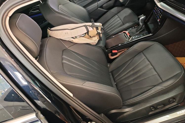 Used Volkswagen Passat 2025 Outstanding Model 380TSI Starry Dragon Glorious Edition