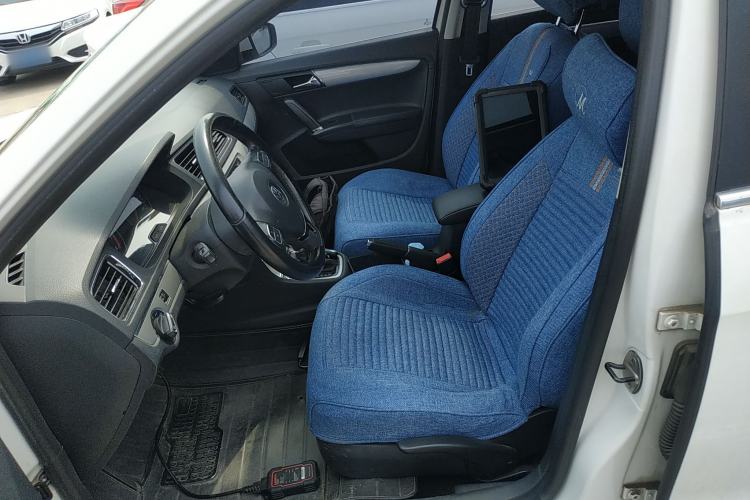 Used Volkswagen Gran Lavida 2013 1.6L Automatic Luxury Model
