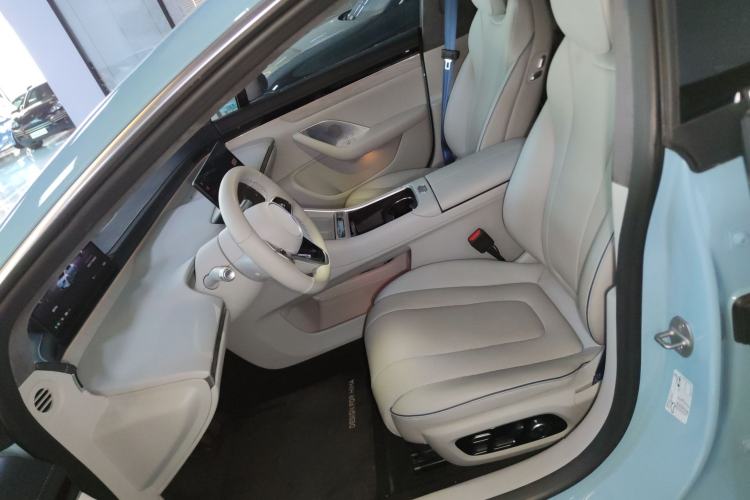 Used Hima Luxeed S7 2025 785 km Ultra
