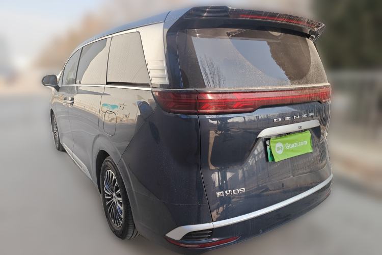 Used Denza D9 2023 DM-i 965 Luxury Model