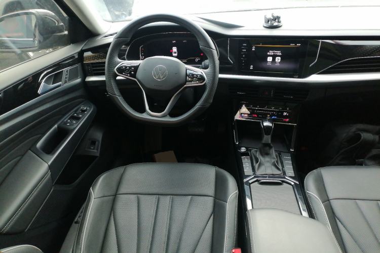 Used Volkswagen Passat 2024 330TSI Starry Elite Edition Steering Wheel