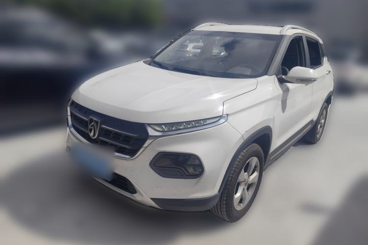 Used Baojun 510 2017 1.5L Manual Fashion Model
