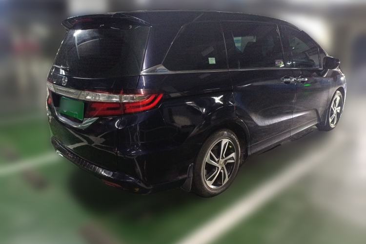 Used Honda Odyssey 2017 2.4L Luxury Edition Rear Right 45 Deg