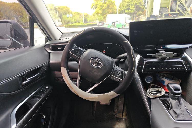 Used Toyota Harrier 2022 Dual-Engine 2.5L CVT Four-Wheel Drive Luxury Edition Steering Wheel