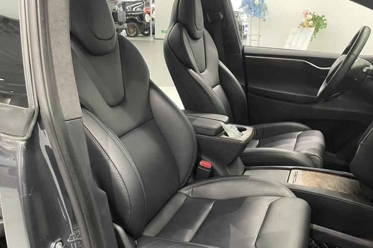 Used Tesla Model X 2019 Long-Range Version