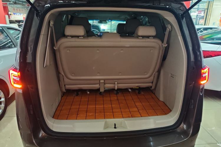 Used Buick GL8 2023 Land Executive Class Smart Enjoyment Model
