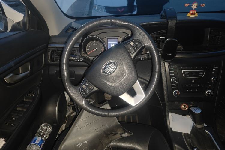 Used Bestune B50 2016 1.6L manual luxury version Steering Wheel