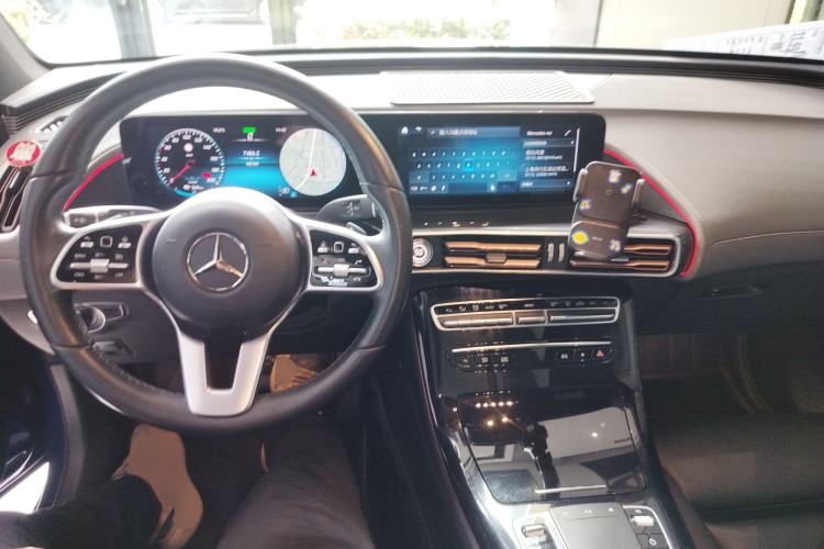 Used Mercedes-Benz EQC 2021 EQC 350 4MATIC Center Console