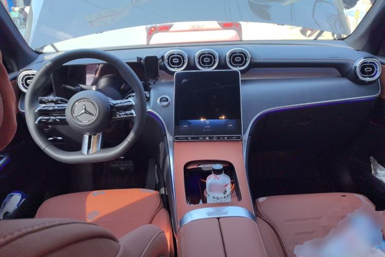 Used Mercedes-Benz GLC 2026 GLC 260 L 4MATIC Luxury Model
