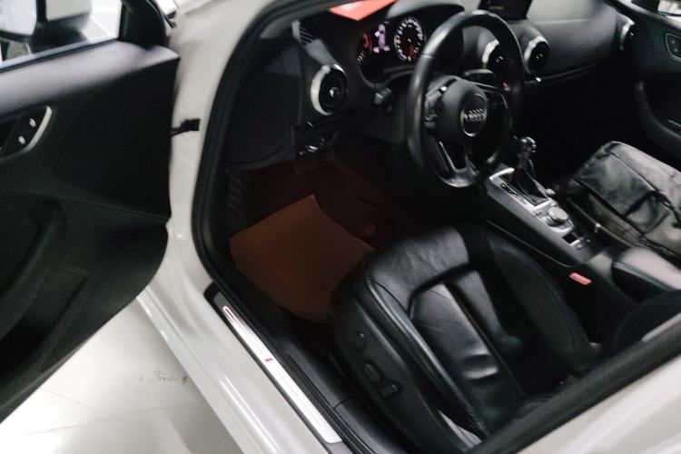 Used Audi A3 2019 Sportback 35 TFSI Fashion Edition China VI Emission Standard
