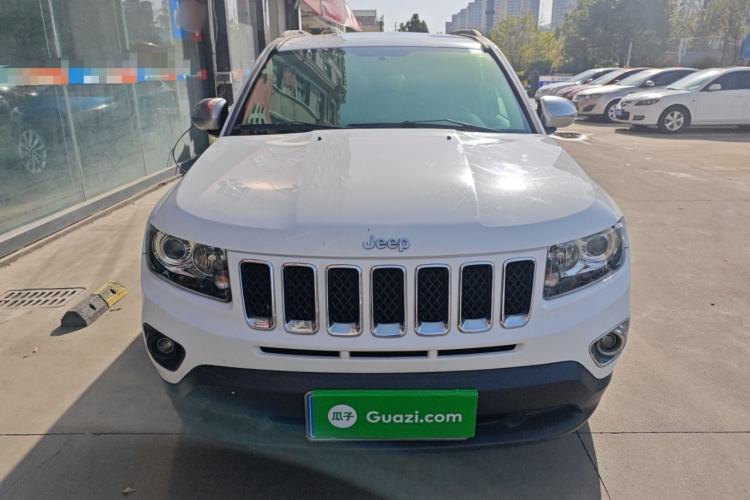 Used Jeep Compass (Import) 2015 2.0L two-wheel drive sport version