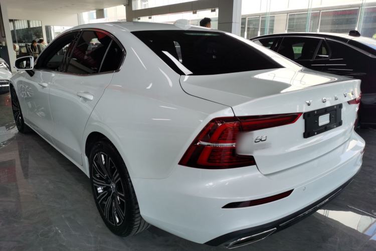 Used Volvo S60 2021 T4 Zhiyuan Luxury Edition Rear Left 45 Deg
