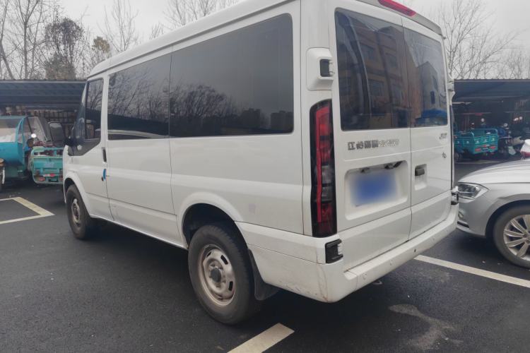 Used JMC Fushun 2025 2.0T 6MT Diesel Short-Wheelbase Low-Roof Commercial Multi-Purpose Passenger Vehicle with 5/6 Seats and Twin-Swing Tailgate