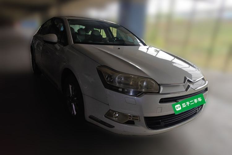 Used Citroen C5 2012 2.0L Automatic Luxury Edition Front Right 45 Deg