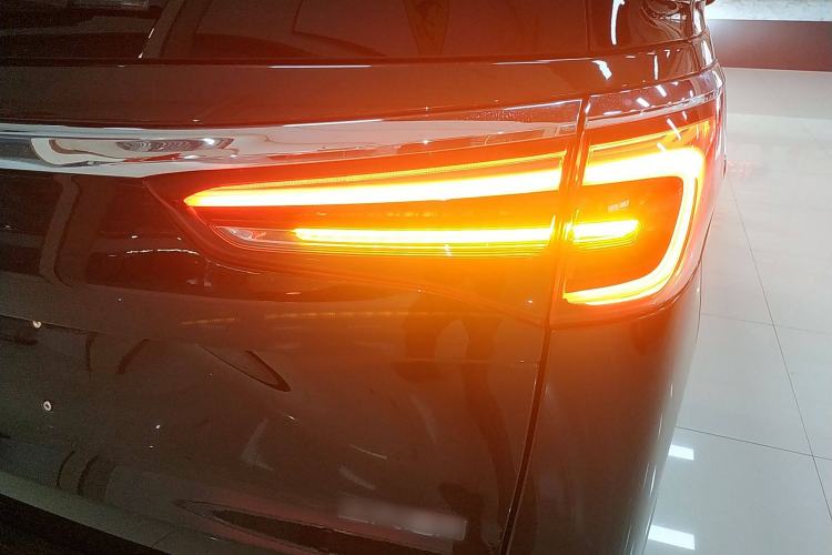 Used Buick GL8 2021 ES Landtrek 653T Luxury Model
