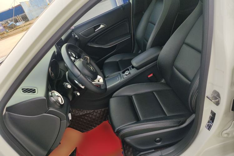 Used Mercedes-Benz GLA 2019 GLA 200 Dynamic Edition Left Front Seat