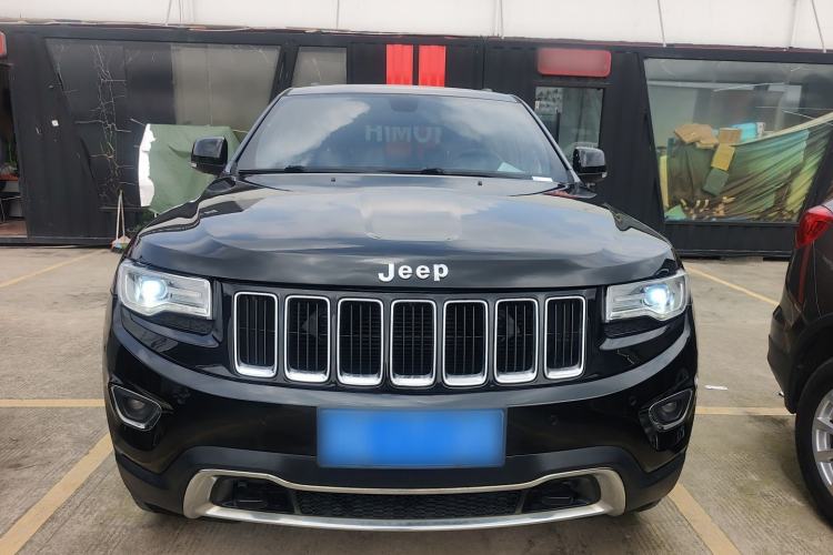 Used Jeep Grand Cherokee 2015 3.0L Elite Navigation Edition Front