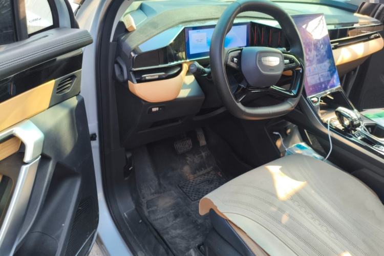 Used Geely Auto FX11 2023 1.5TD DCT Prestige Edition