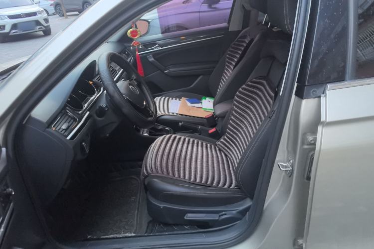 Used Volkswagen C-TREK 2018 230TSI DSG Luxury Version
