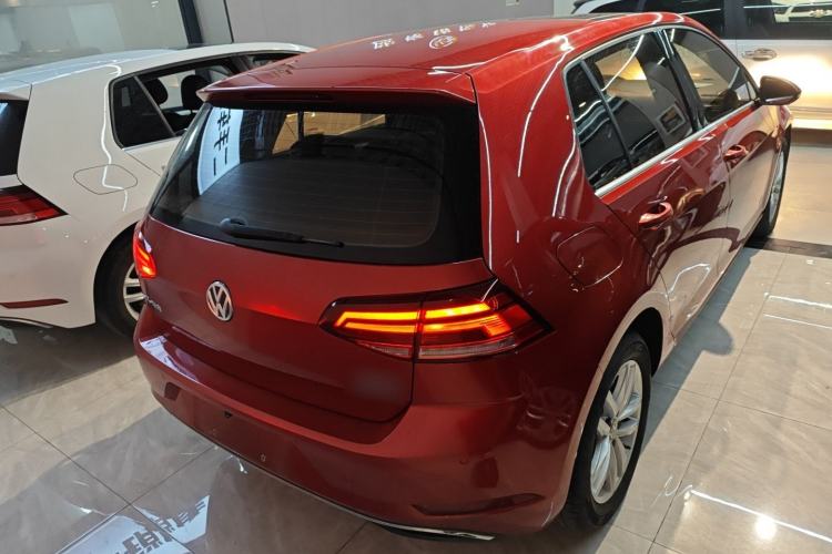 Used Volkswagen Golf 2018 230TSI Automatic Comfort Model
