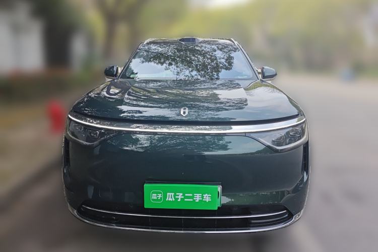 Used Hima AITO M8 2025 Extended-Range Max Version 37 kWh 6-Seater Front