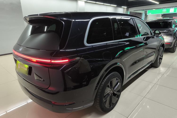 Used Li Auto L9 2022 Max model

