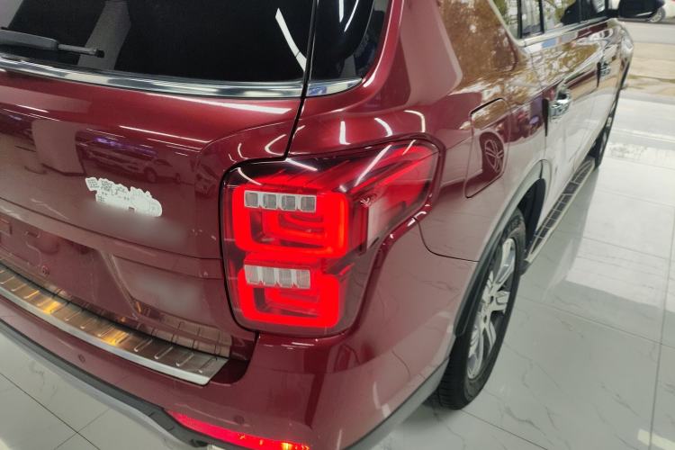 Used GAC Trumpchi GS7 2017 320T Two-Wheel-Drive Luxury Smart Connectivity Model
