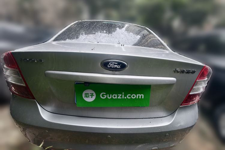 Used Ford Focus 2013 Sedan Classic 1.8L Manual Fashion Edition