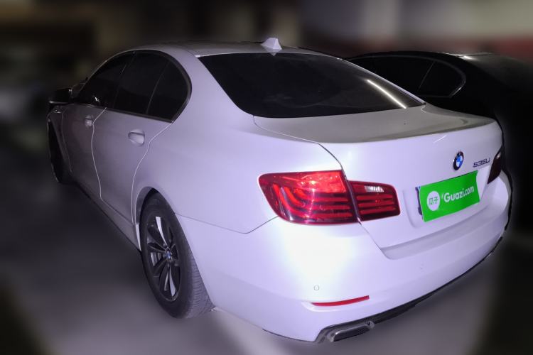 Used BMW 5 Series 2015 520i Elegant Edition
