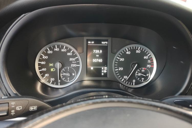 Used Mercedes-Benz Vito 2016 2.0T Elite Edition
