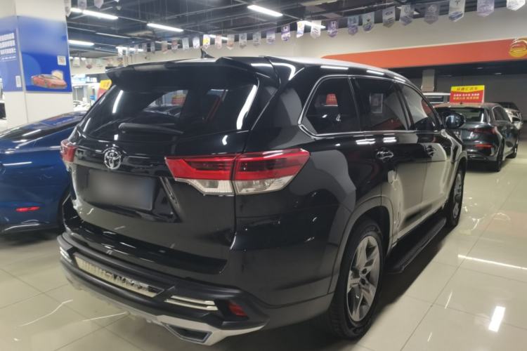 Used Toyota Highlander 2018 2.0T Four-Wheel Drive Luxury Version 7 Seats China VI Standard
