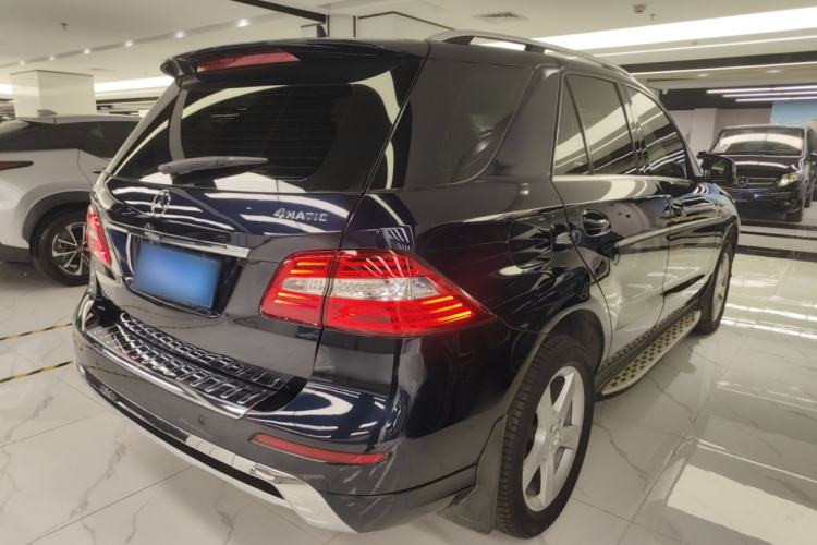 Used Mercedes-Benz M-Class 2014 ML 400 4MATIC Dynamic Model