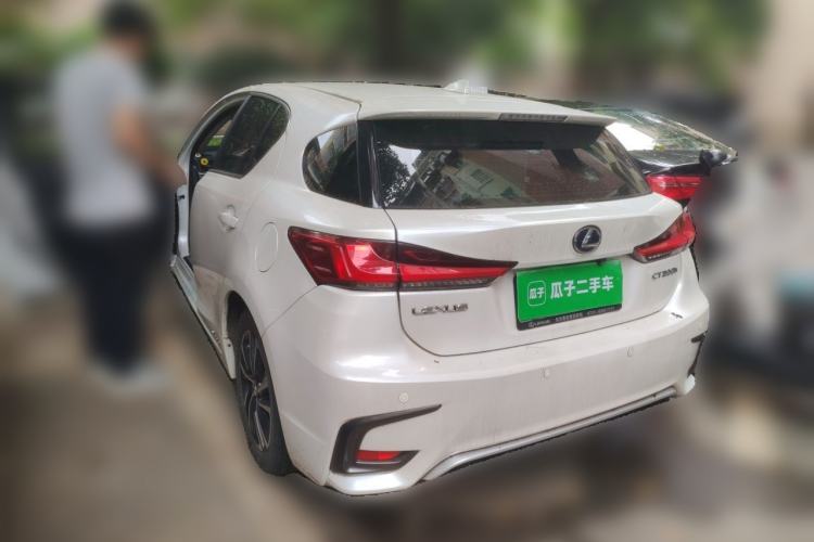 Used Lexus CT 2017 CT200h Elite Edition Monotone China VI