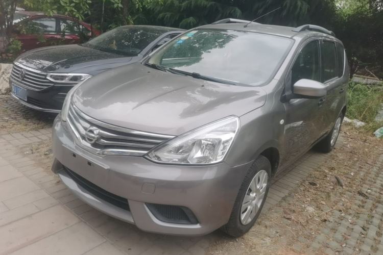 Used Nissan Livina 2015 1.6XE Manual Comfort Edition