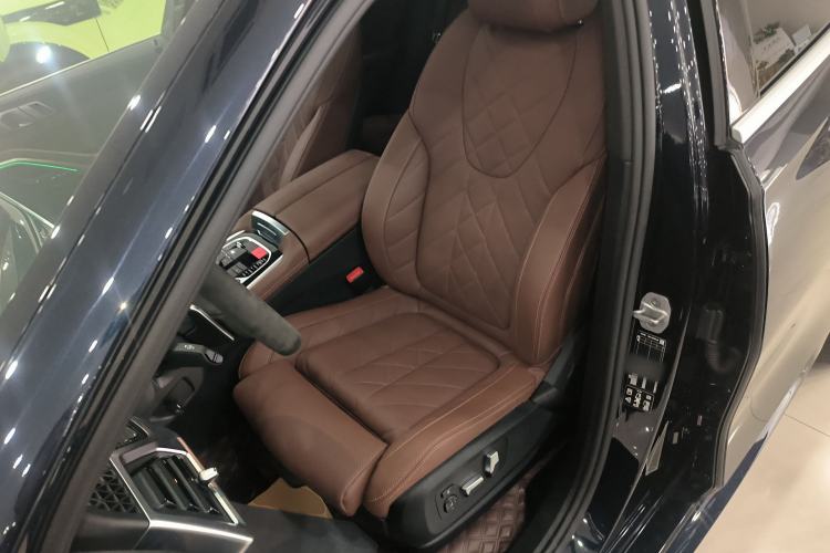 Used BMW X6 2023 xDrive30i M Sport Package
