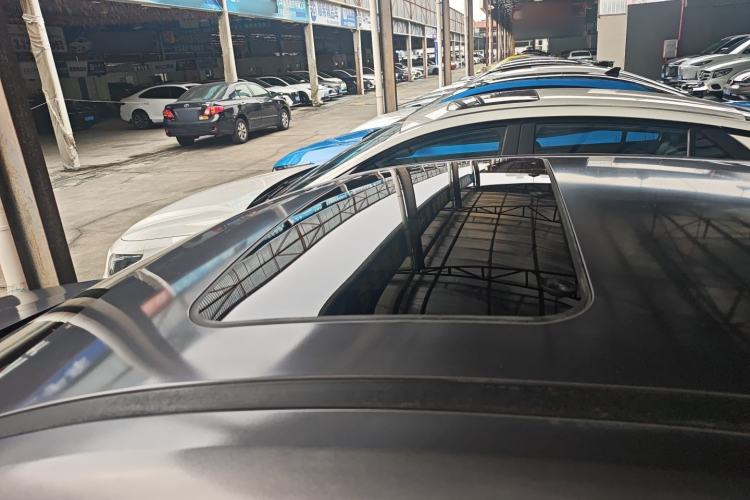 Used GAC Trumpchi EMPOW 2022 270T DCT J16 R-Style Track Edition Roof