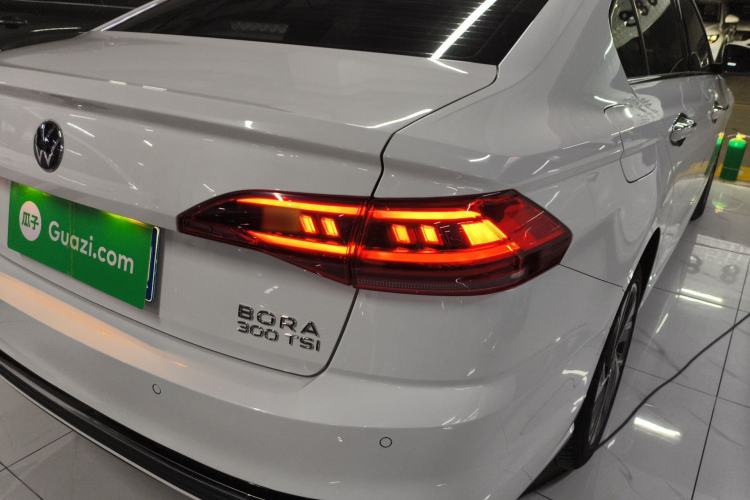 Used Volkswagen Bora 2023 300TSI DSG Prestige Edition
